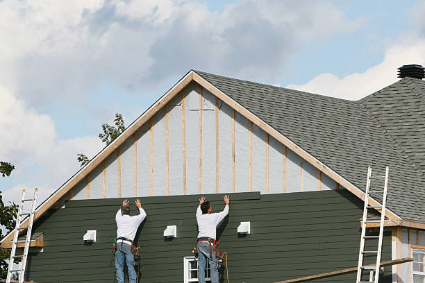 Professional Siding Repair technician working in Broadway, VA